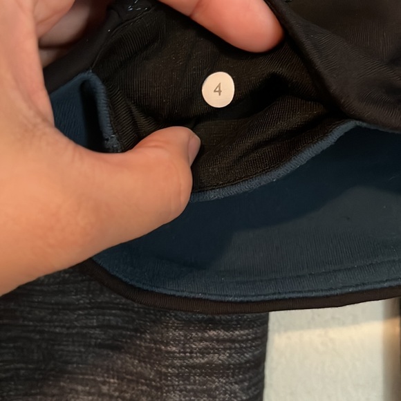 Lululemon Yoga Pants - Picture 4 of 7